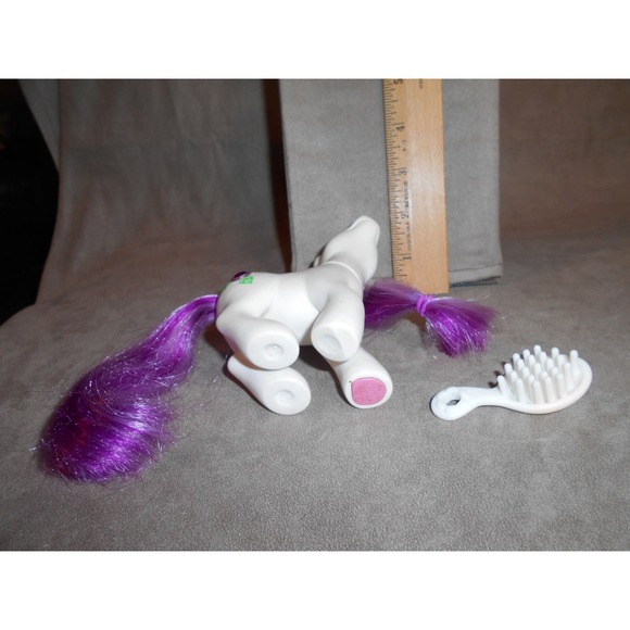 MLP 2004 Wondermint White Pony w/Brush My Little Pony G3 Jewel Pony - Picture 6 of 7